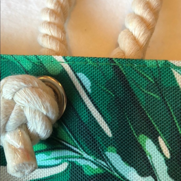 NWT Beach Bag with Double Rope Straps - Picture 5 of 7